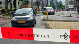 Fietser gewond bij aanrijding in Hengelo, Oldenzaalsestraat afgesloten