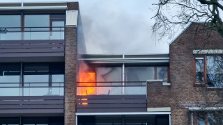 Gewonde bij uitslaande woningbrand in centrum Enschede