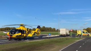 Ernstige aanrijding in Ootmarsum, traumahelikopter opgeroepen