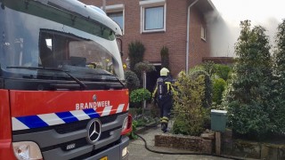 Veel schade bij woningbrand in Fleringen