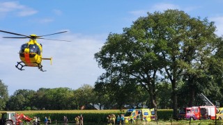 Man ernstig gewond bij ongeval in Geesteren, traumahelikopter ingezet