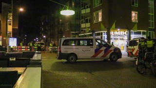 Grote fouilleeractie in centrum Enschede: messen en drugs in beslag genomen