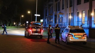Man (22) gewond bij ruzie voor politiebureau in Oldenzaal