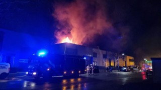 Grote uitslaande brand in Hengelo