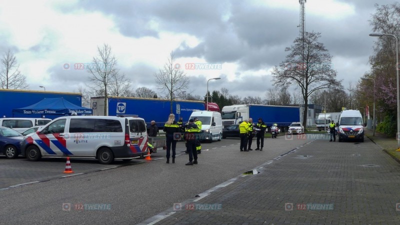 Grote multidisciplinaire verkeerscontrole in Enschede-Zuid