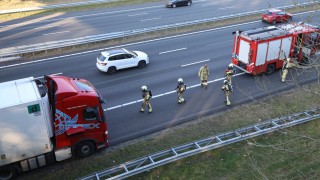 Hulpdiensten rukken uit voor melding van vrachtwagenbrand op de A1