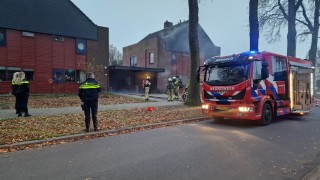 Brandweer rukt uit voor woningbrand in Hengelo