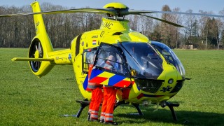Traumahelikopter opgeroepen na val uit boom in Glane-Beekhoek