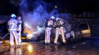 Tweetal aangehouden voor meerdere autobranden in Den Ham