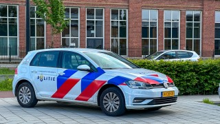 Man aangehouden na melding diefstal met geweld in Enschede