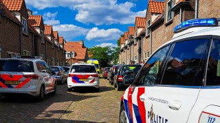 Hulpdiensten massaal uitgerukt voor melding steekincident in Enschede
