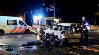 Twee gewonden en auto&rsquo;s total loss bij ongeval in Hengelo