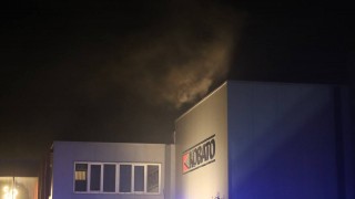 Grote brand bij kunststofproductiebedrijf in Ootmarsum
